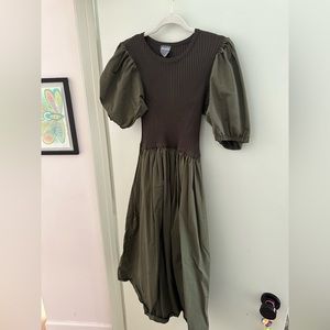 Arula Dark Green Midi Dress with Puffy Sleeves